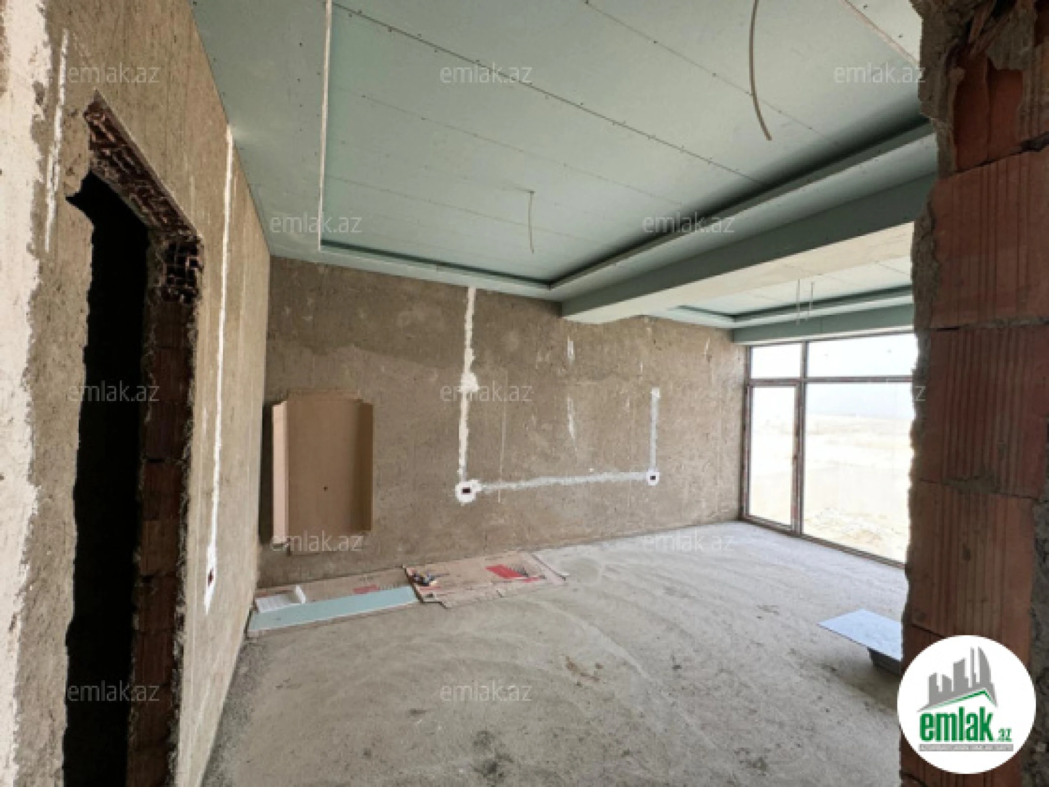 Satılır 7 otaqlı həyət evi 500 m²