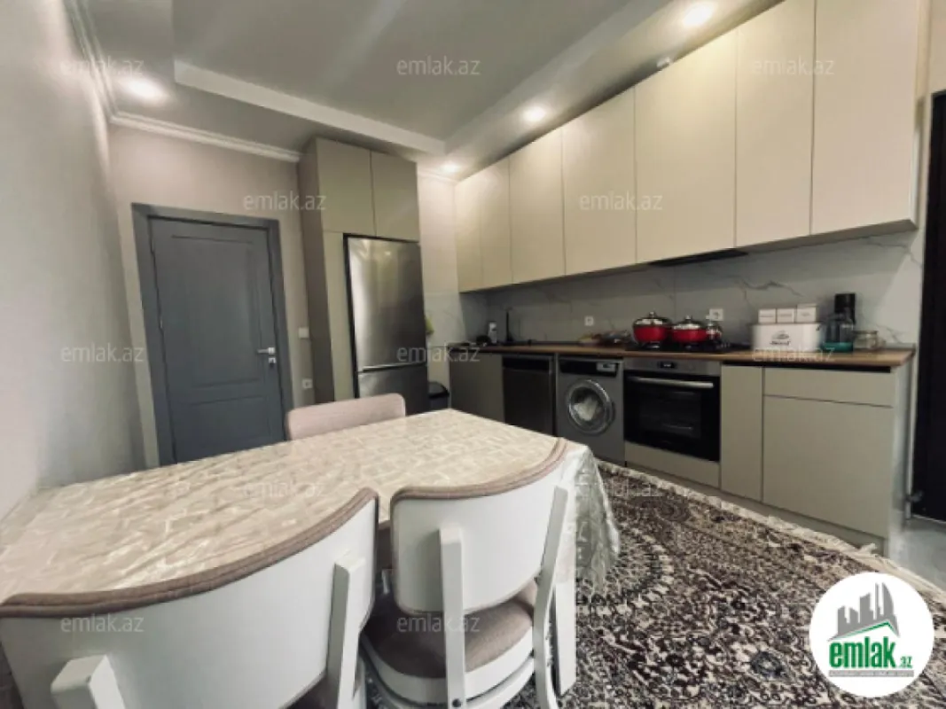 Satılır 2 otaqlı yeni tikili 82.5 m²