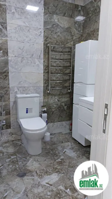 Satılır 2 otaqlı yeni tikili 75 m²