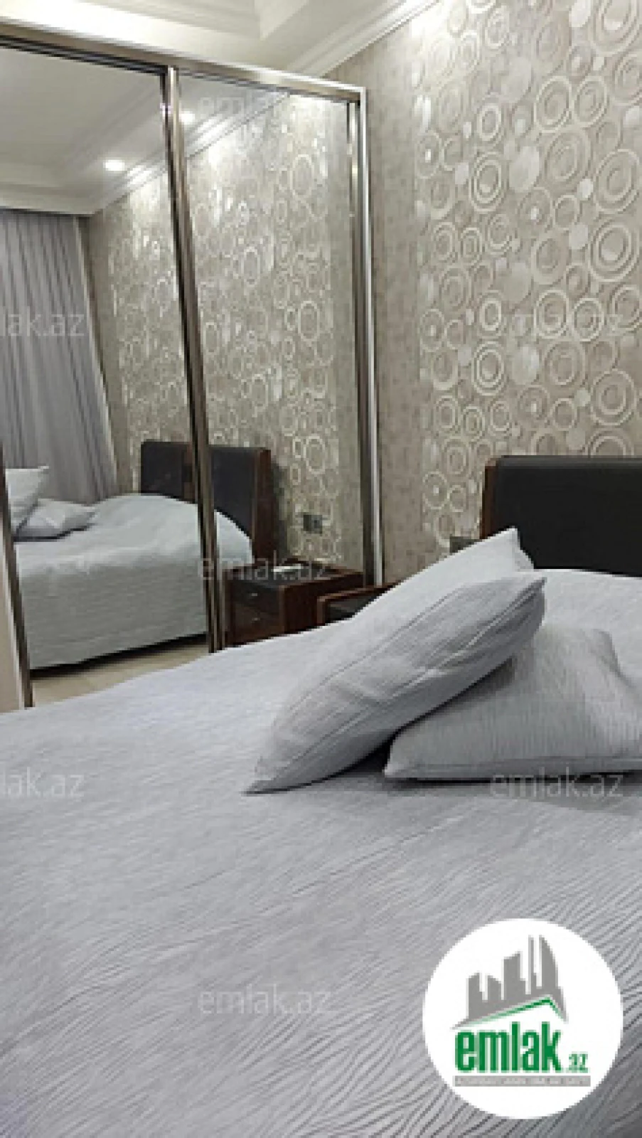 Satılır 2 otaqlı yeni tikili 75 m²