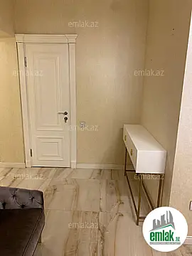Satılır 4 otaqlı yeni tikili 125 m²