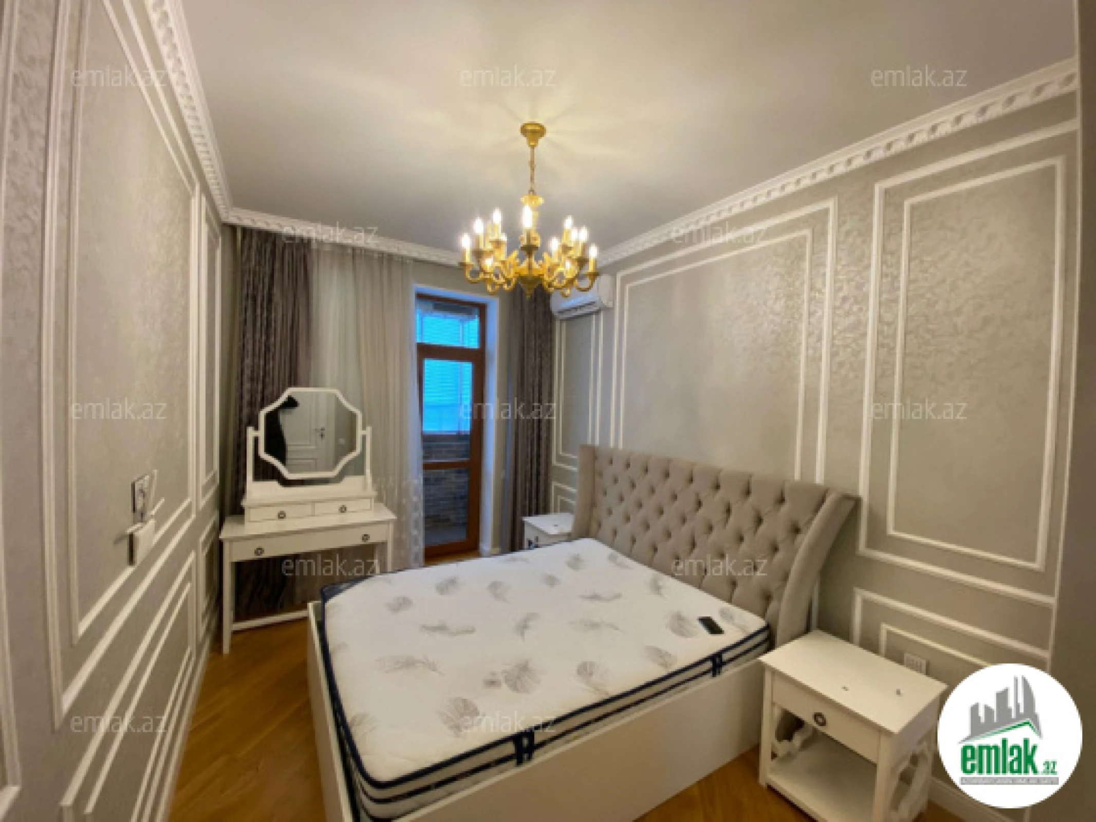 Satılır 4 otaqlı yeni tikili 125 m²