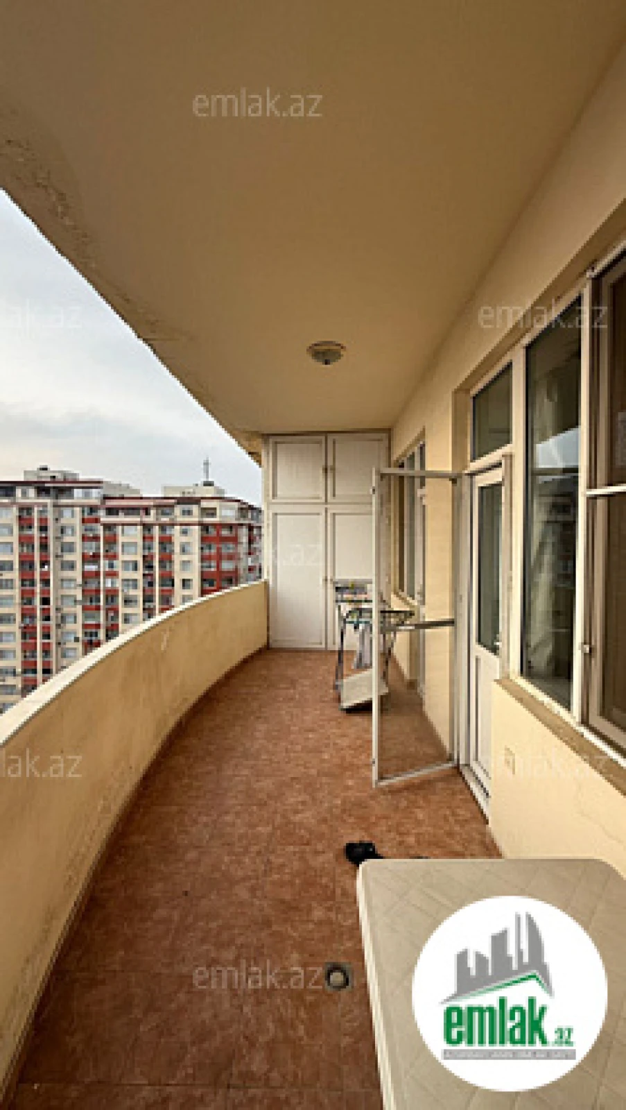 Satılır 3 otaqlı yeni tikili 89 m²