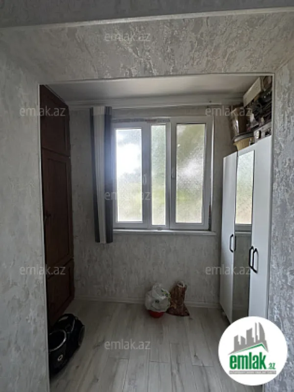 Satılır 2 otaqlı köhnə tikili 50 m²