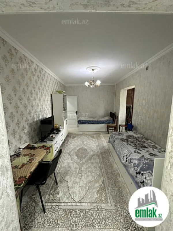 Satılır 2 otaqlı köhnə tikili 50 m²