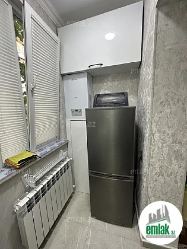 Satılır 2 otaqlı köhnə tikili 50 m²