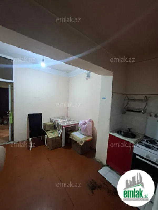 Satılır 2 otaqlı köhnə tikili 60 m²