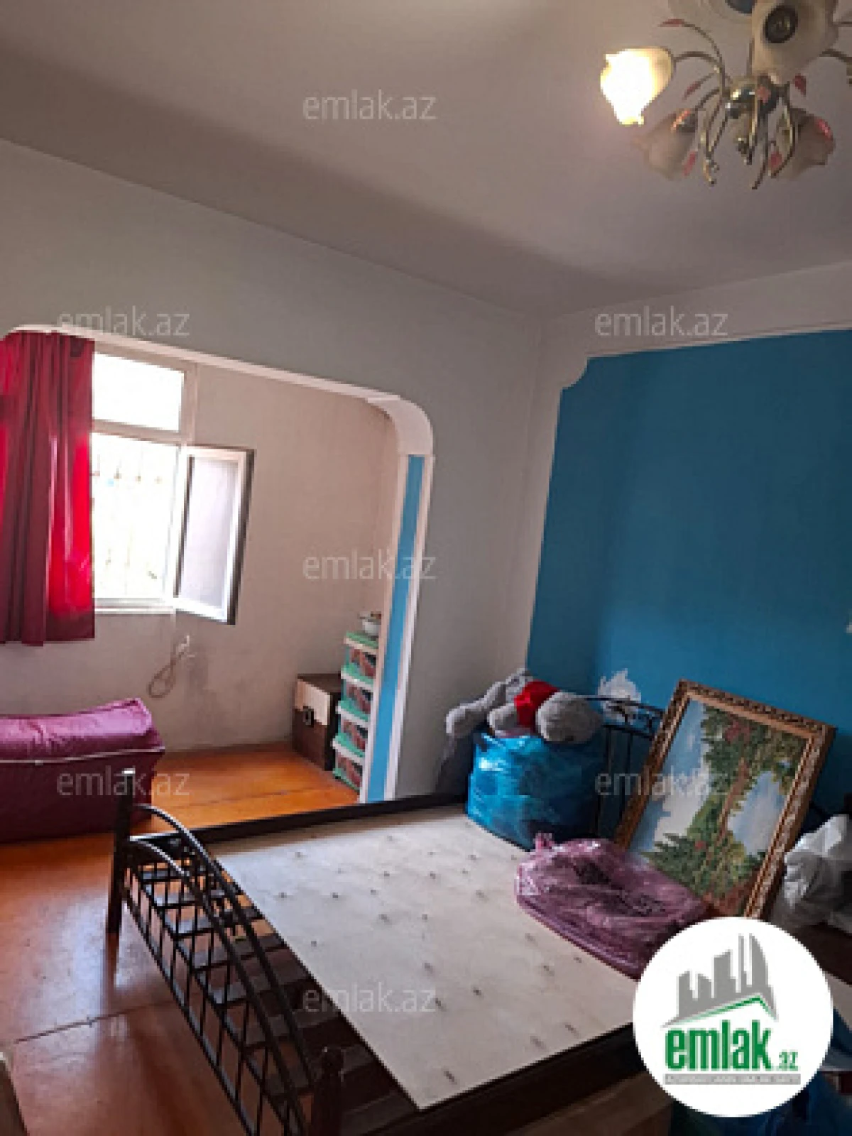 Satılır 2 otaqlı köhnə tikili 60 m²