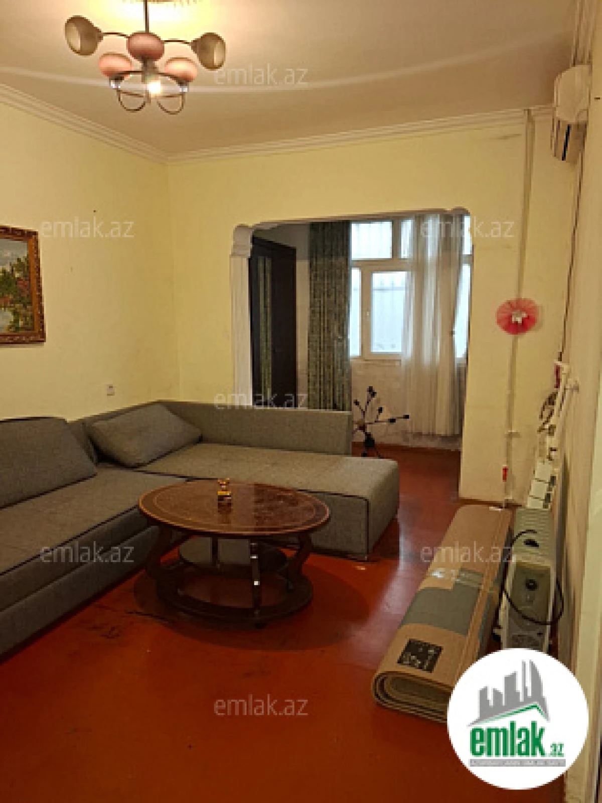 Satılır 2 otaqlı köhnə tikili 60 m²