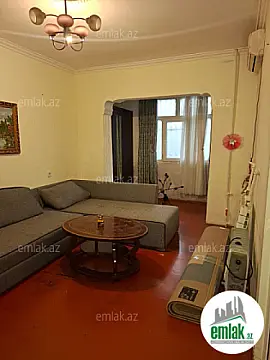 Satılır 2 otaqlı köhnə tikili 60 m²
