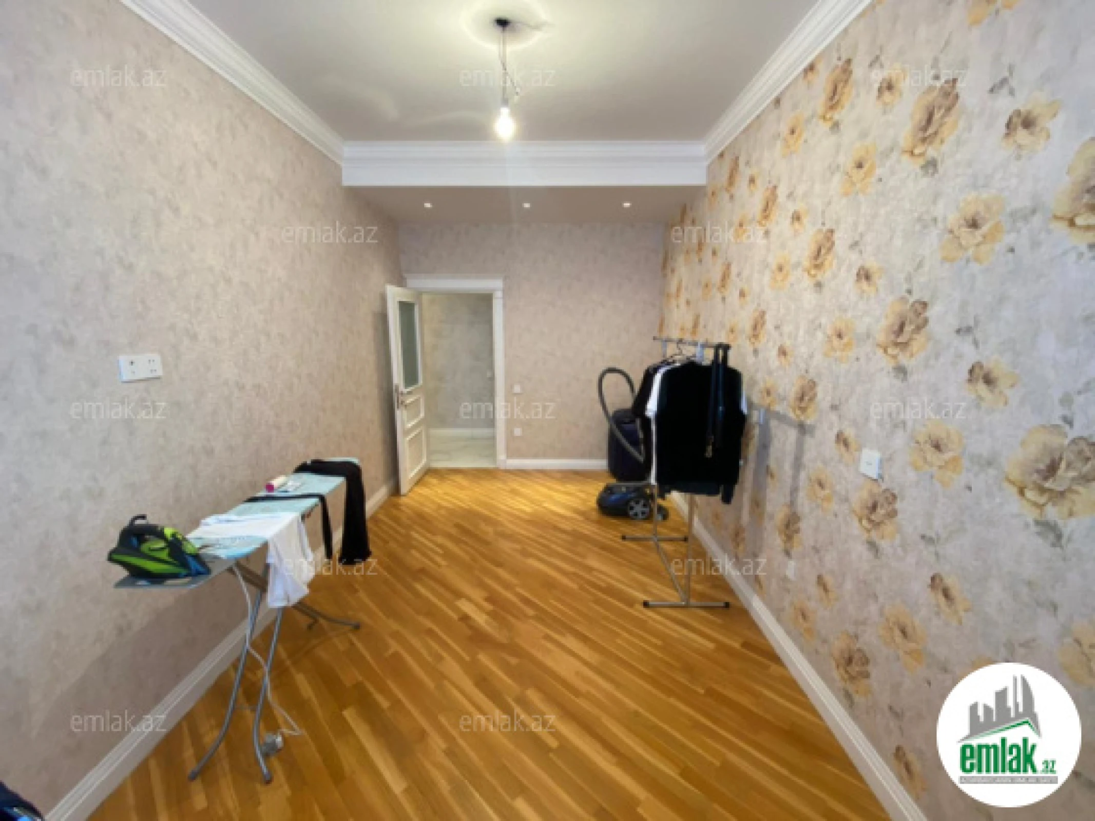 Satılır 3 otaqlı yeni tikili 110 m²