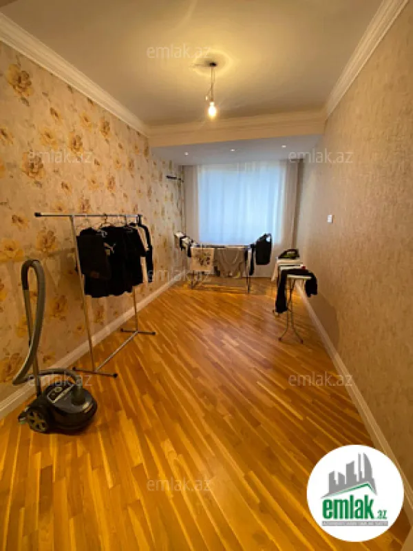 Satılır 3 otaqlı yeni tikili 110 m²