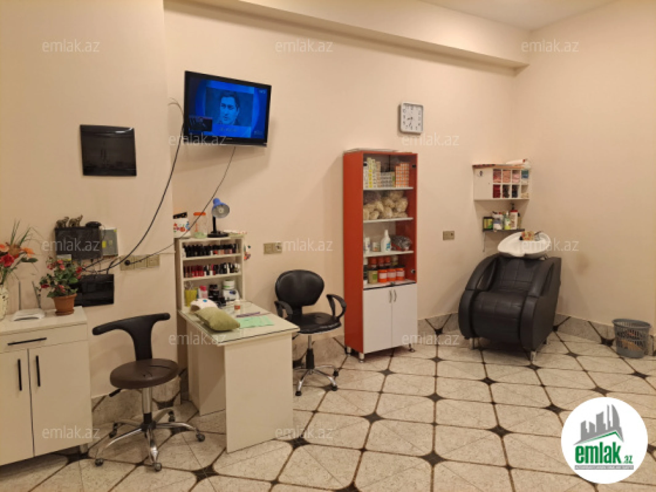 Satılır 1 otaqlı obyekt 48 m²