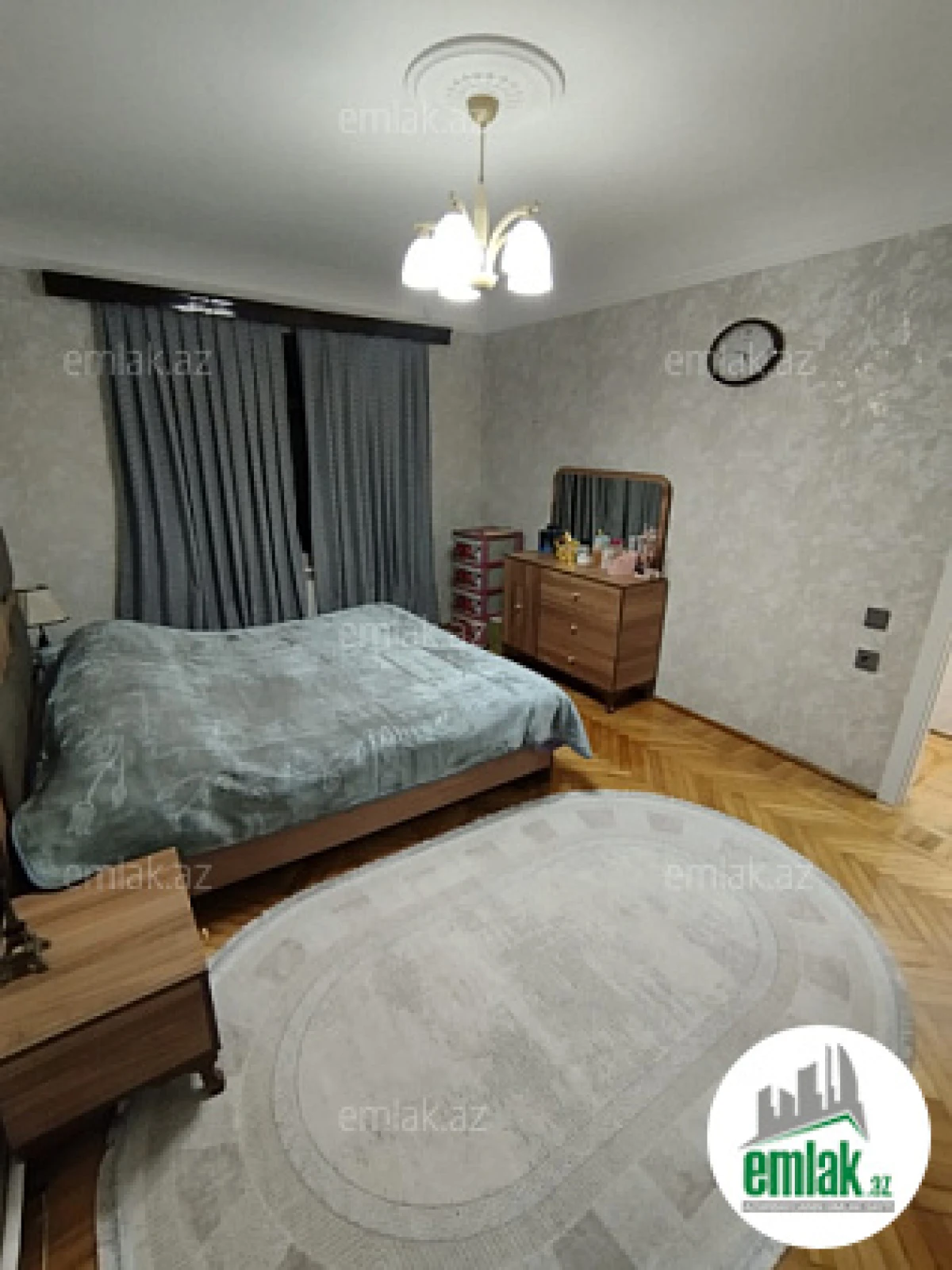 Satılır 3 otaqlı köhnə tikili 85 m²