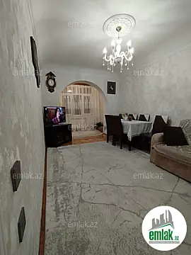 Satılır 3 otaqlı köhnə tikili 85 m²