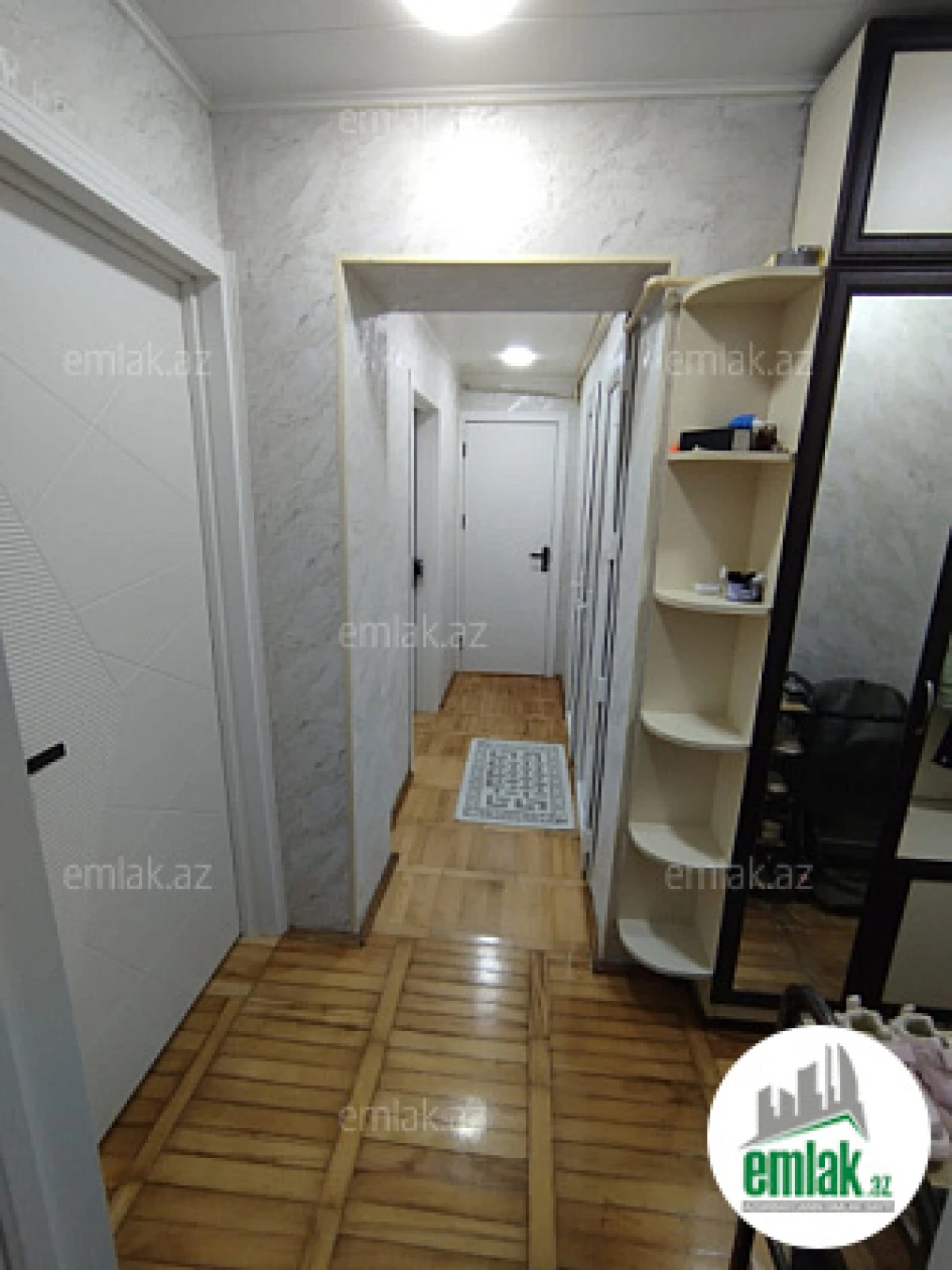Satılır 3 otaqlı köhnə tikili 85 m²