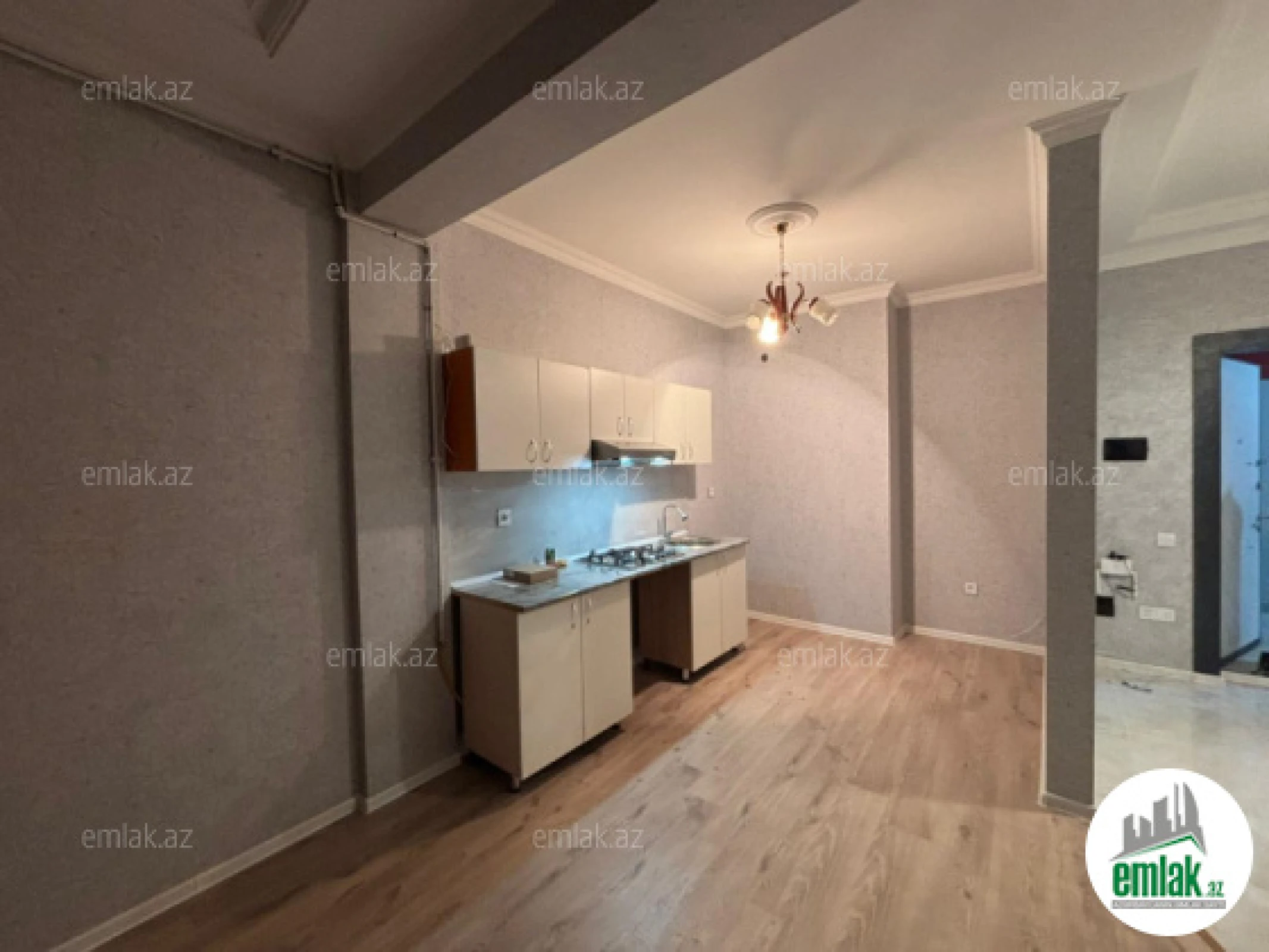 Satılır 2 otaqlı yeni tikili 72 m²