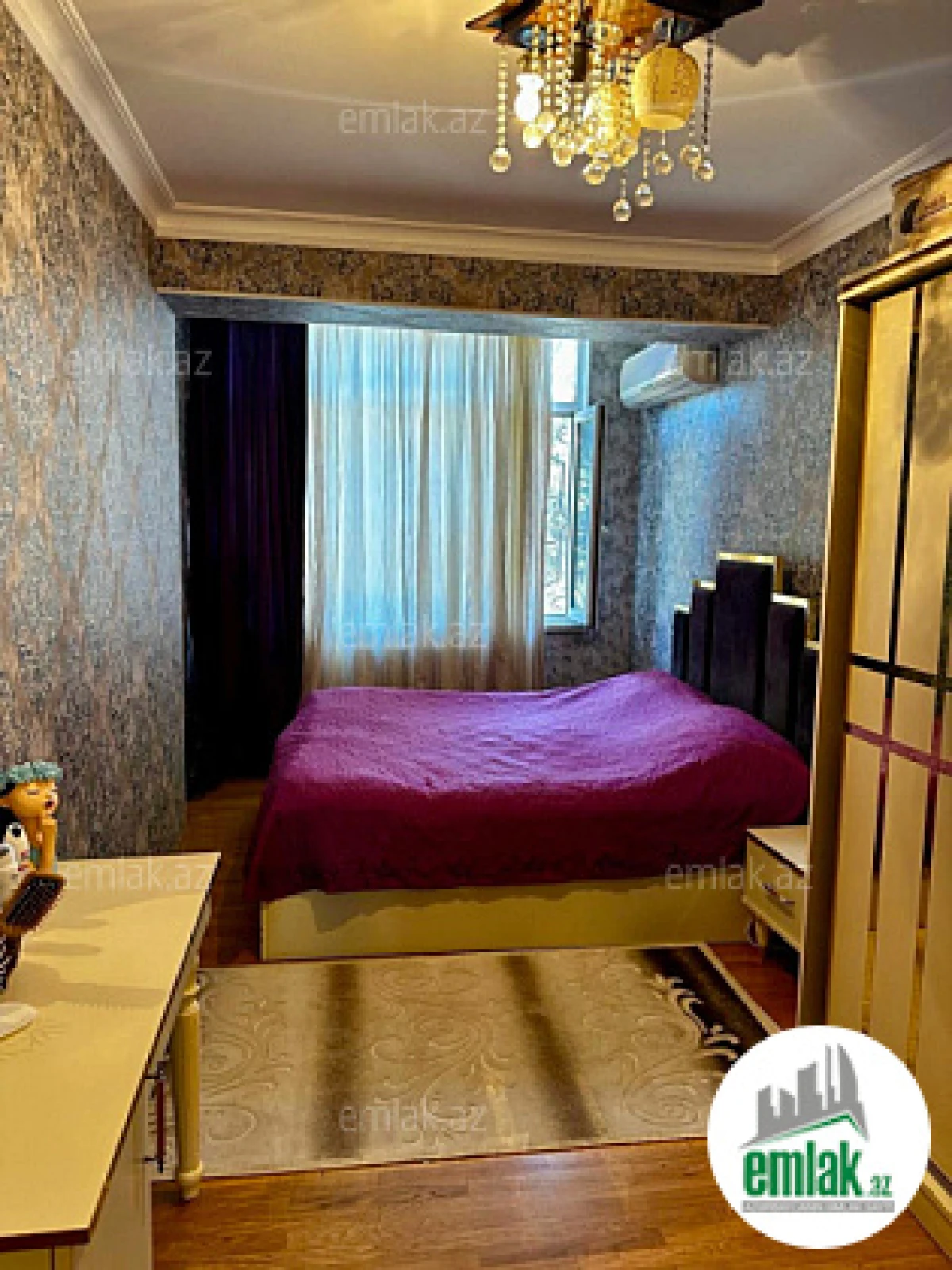 Satılır 3 otaqlı köhnə tikili 95 m²