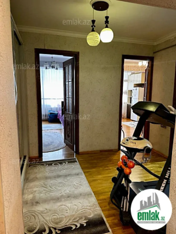 Satılır 3 otaqlı köhnə tikili 95 m²