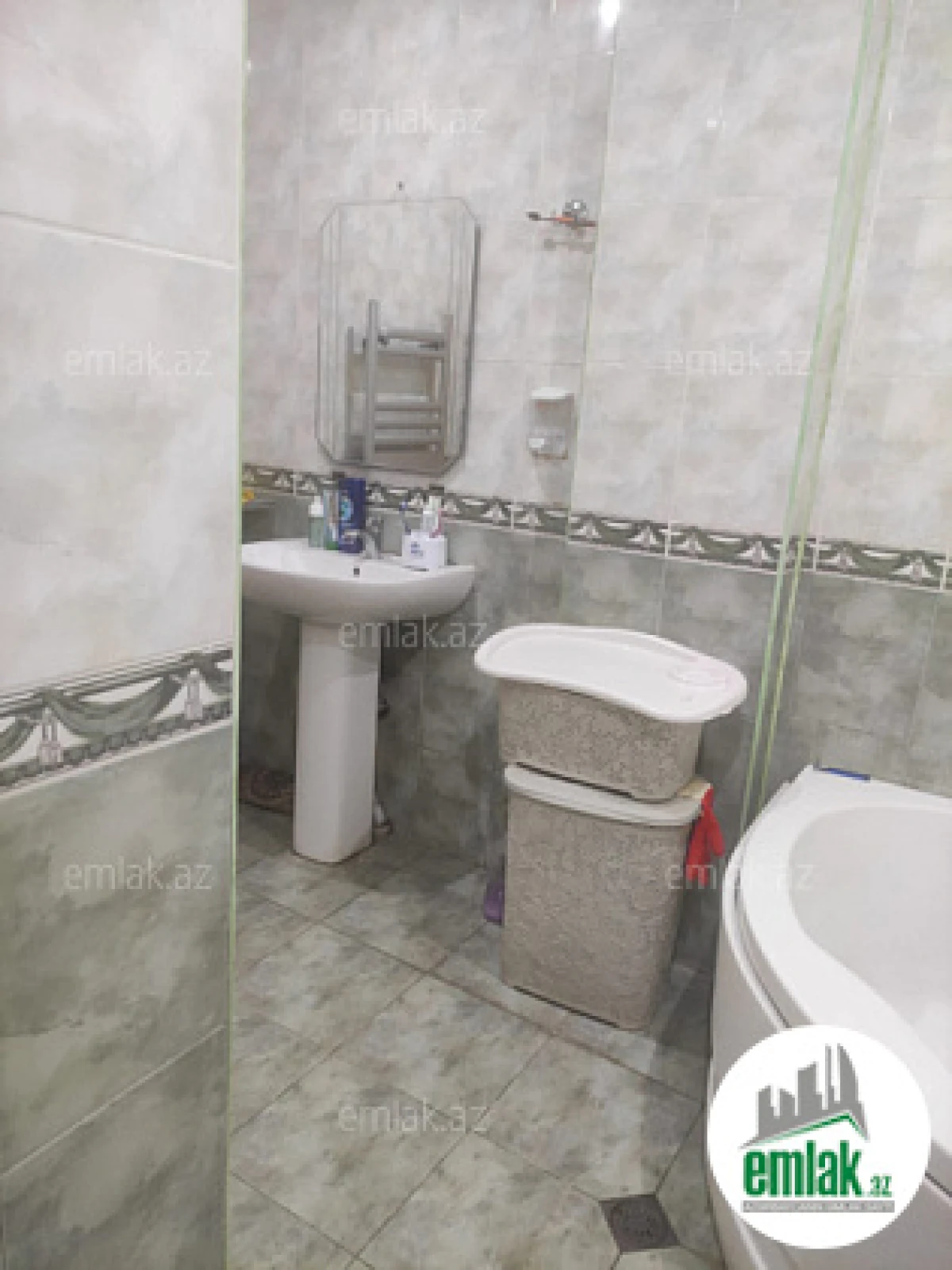 Satılır 3 otaqlı yeni tikili 88 m²