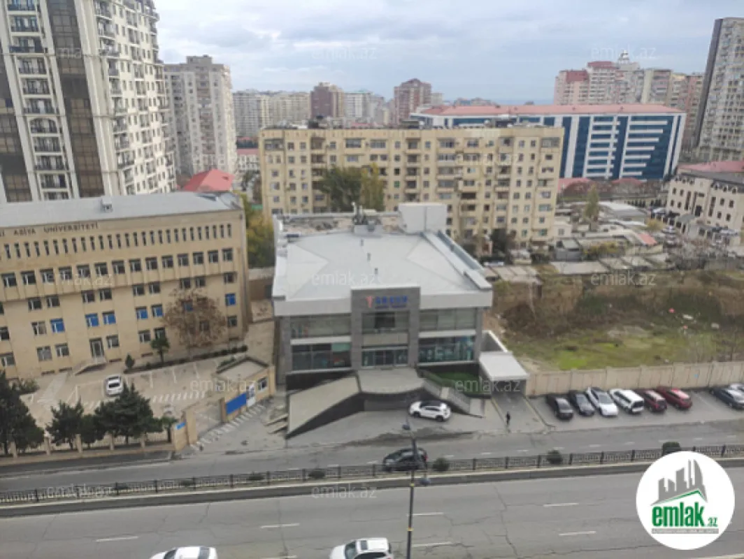 Satılır 3 otaqlı yeni tikili 88 m²