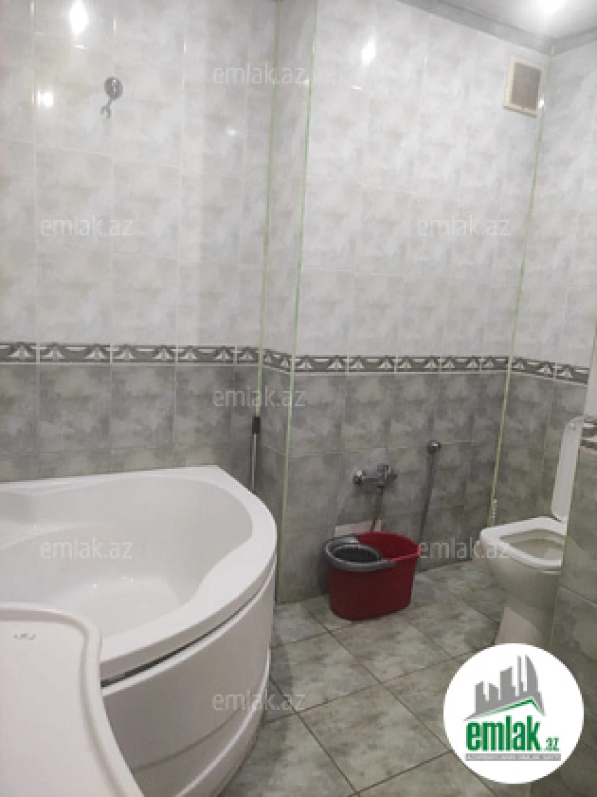 Satılır 3 otaqlı yeni tikili 88 m²