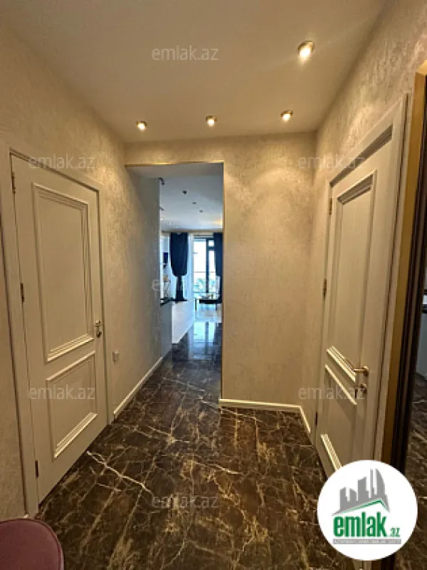 Satılır 2 otaqlı yeni tikili 60 m²