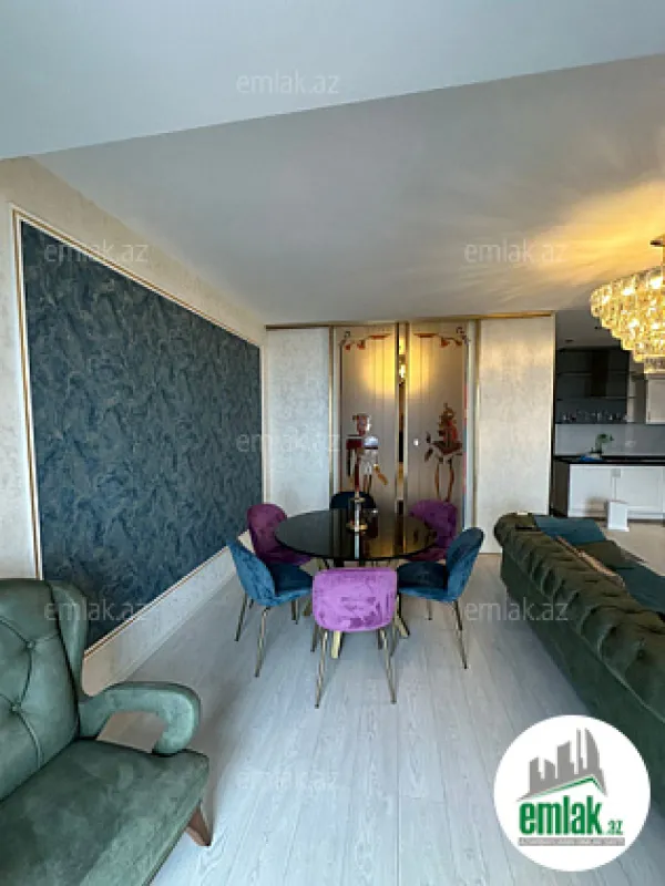 Satılır 2 otaqlı yeni tikili 60 m²