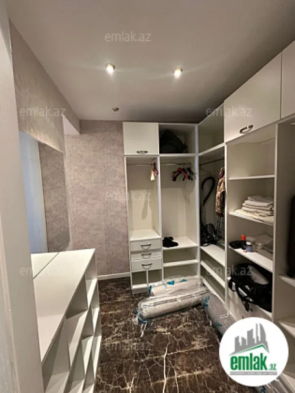 Satılır 2 otaqlı yeni tikili 60 m²