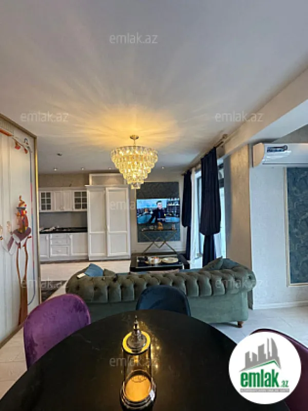 Satılır 2 otaqlı yeni tikili 60 m²