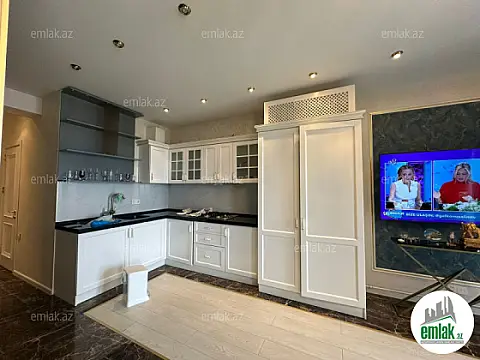 Satılır 2 otaqlı yeni tikili 60 m²