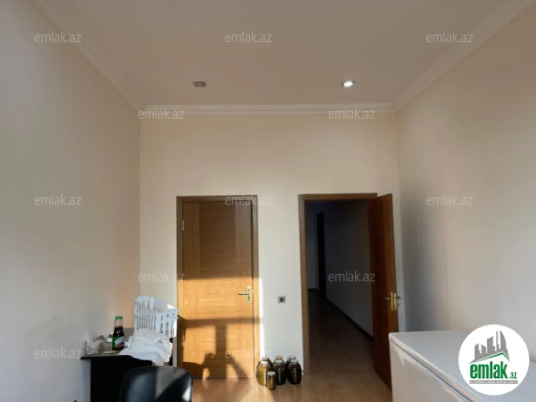 Satılır 3 otaqlı yeni tikili 140 m²