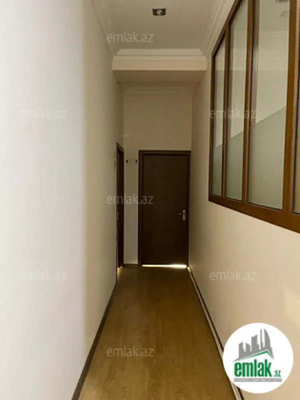 Satılır 3 otaqlı yeni tikili 140 m²