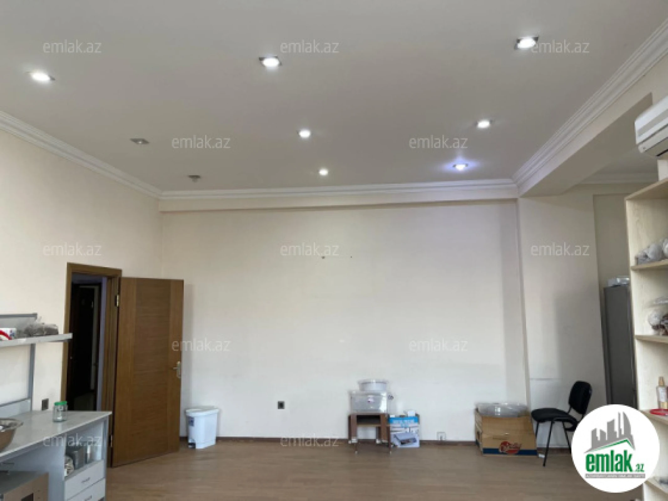 Satılır 3 otaqlı yeni tikili 140 m²