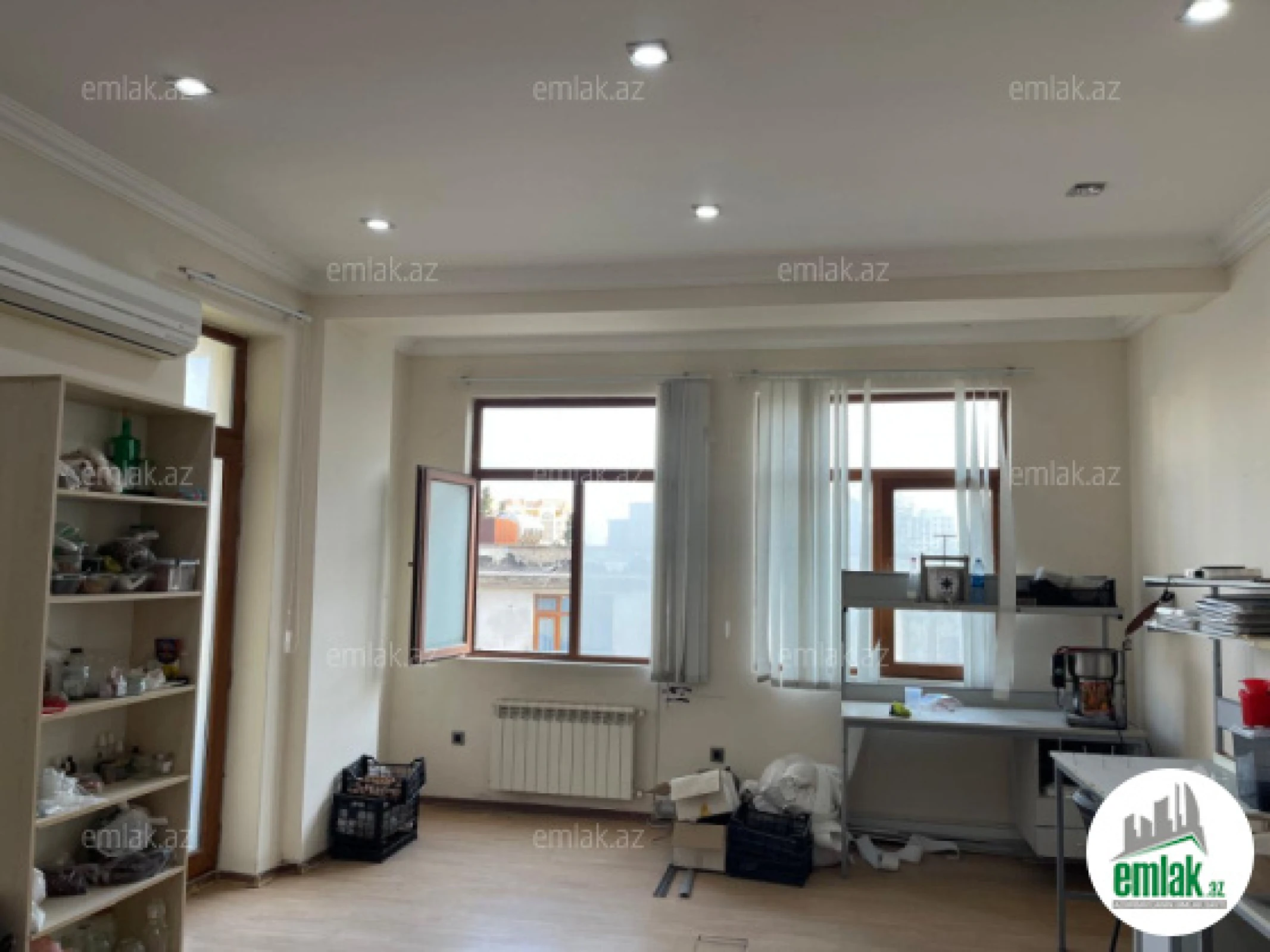 Satılır 3 otaqlı yeni tikili 140 m²