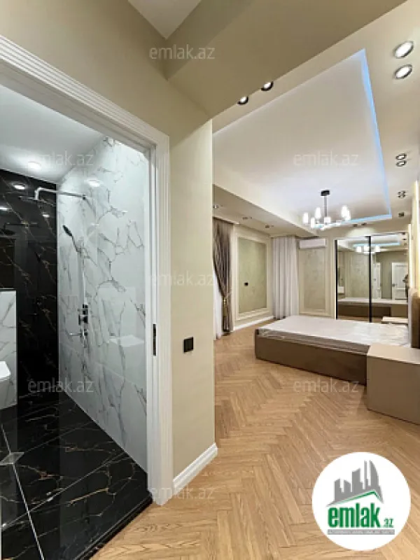 Satılır 4 otaqlı yeni tikili 138 m²