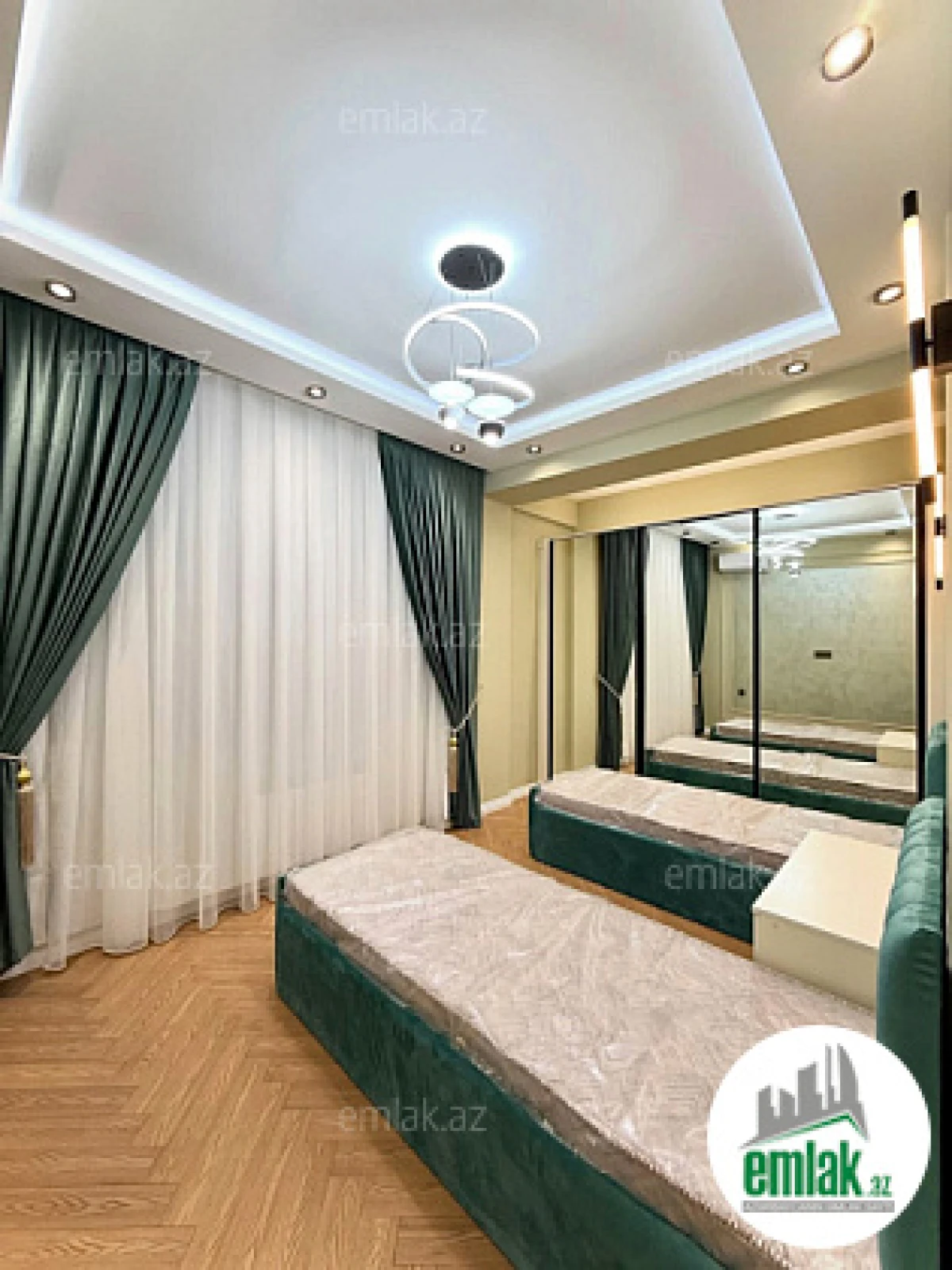 Satılır 4 otaqlı yeni tikili 138 m²