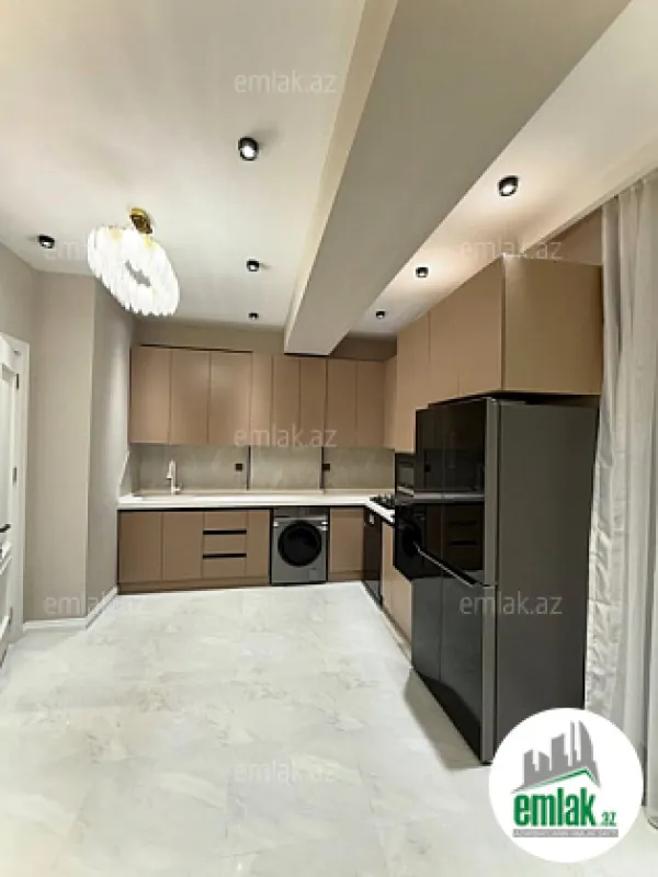 Satılır 4 otaqlı yeni tikili 138 m²