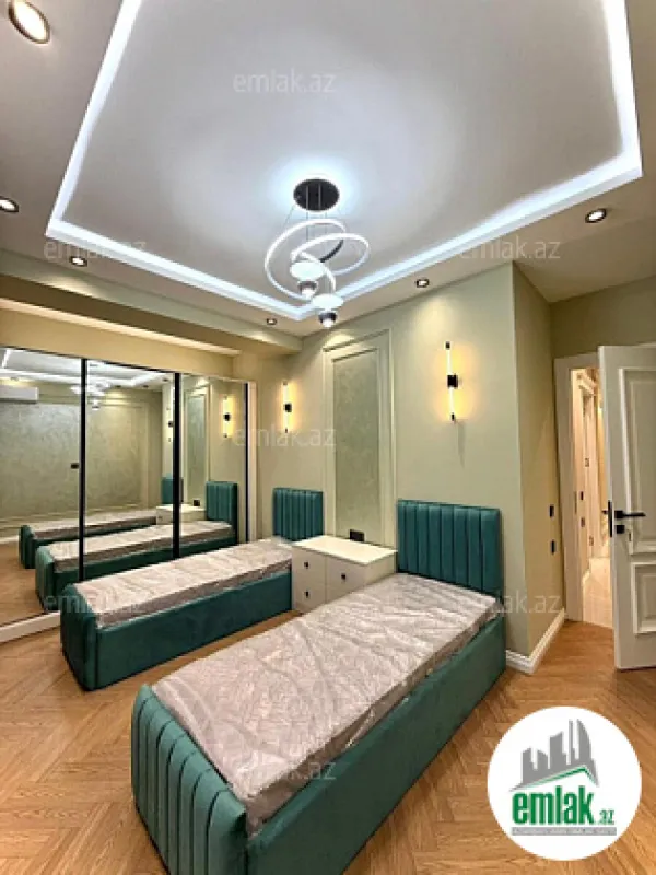 Satılır 4 otaqlı yeni tikili 138 m²