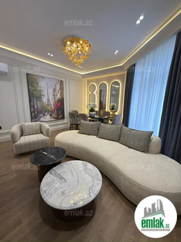 Satılır 3 otaqlı yeni tikili 125 m²