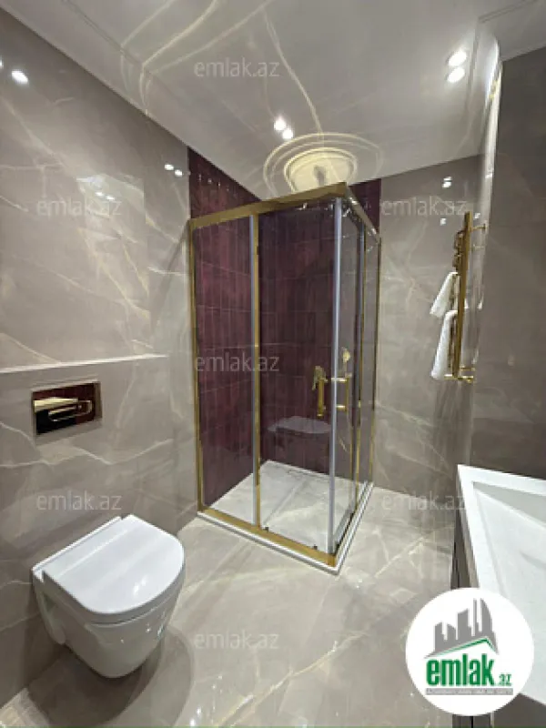 Satılır 3 otaqlı yeni tikili 125 m²