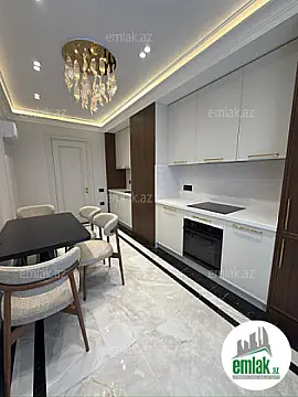 Satılır 3 otaqlı yeni tikili 125 m²