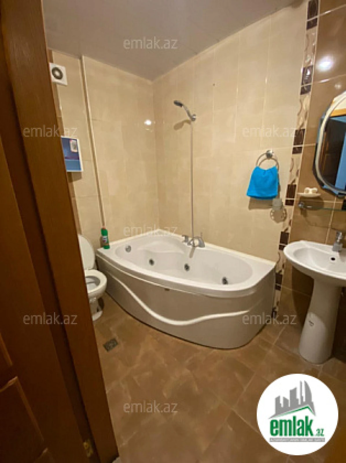 Satılır 3 otaqlı yeni tikili 65 m²