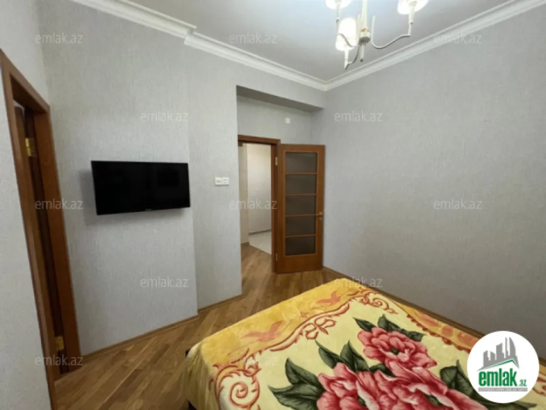 Satılır 3 otaqlı yeni tikili 65 m²