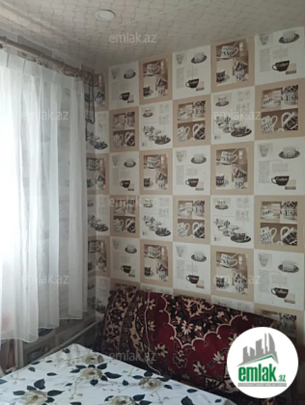 Satılır 3 otaqlı köhnə tikili 80 m²