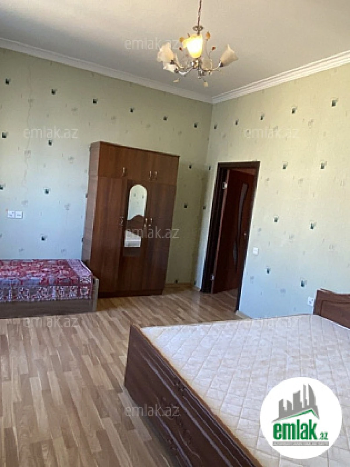 Satılır 2 otaqlı yeni tikili 90 m²