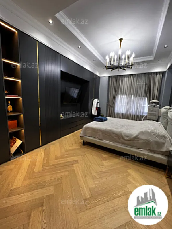 Satılır 4 otaqlı yeni tikili 140 m²