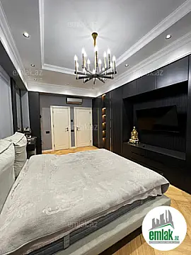 Satılır 4 otaqlı yeni tikili 140 m²