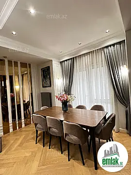 Satılır 4 otaqlı yeni tikili 140 m²
