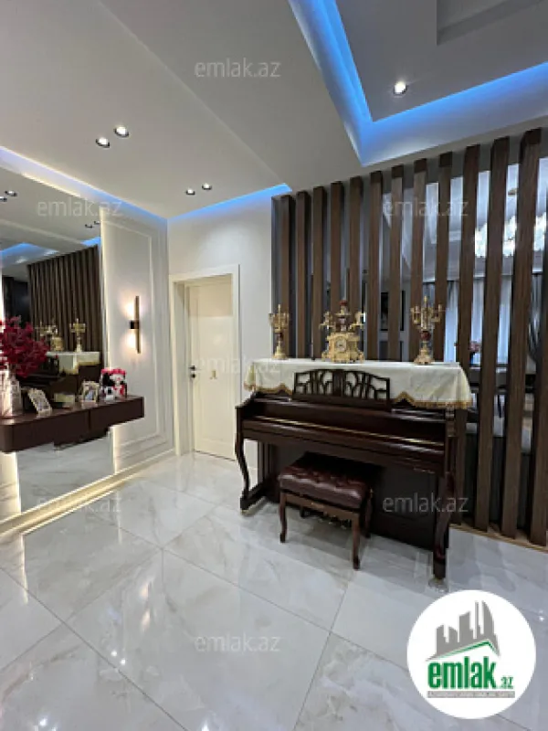 Satılır 4 otaqlı yeni tikili 140 m²